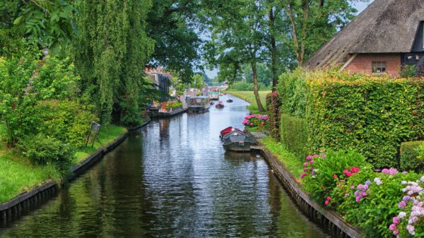 Luxury Business Transfers Giethoorn